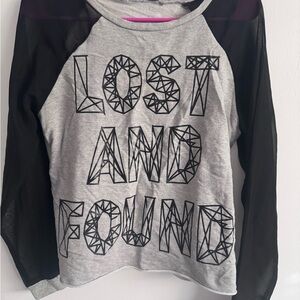 Unique - Lost and Found Graphic Top – Sheer Sleeves -